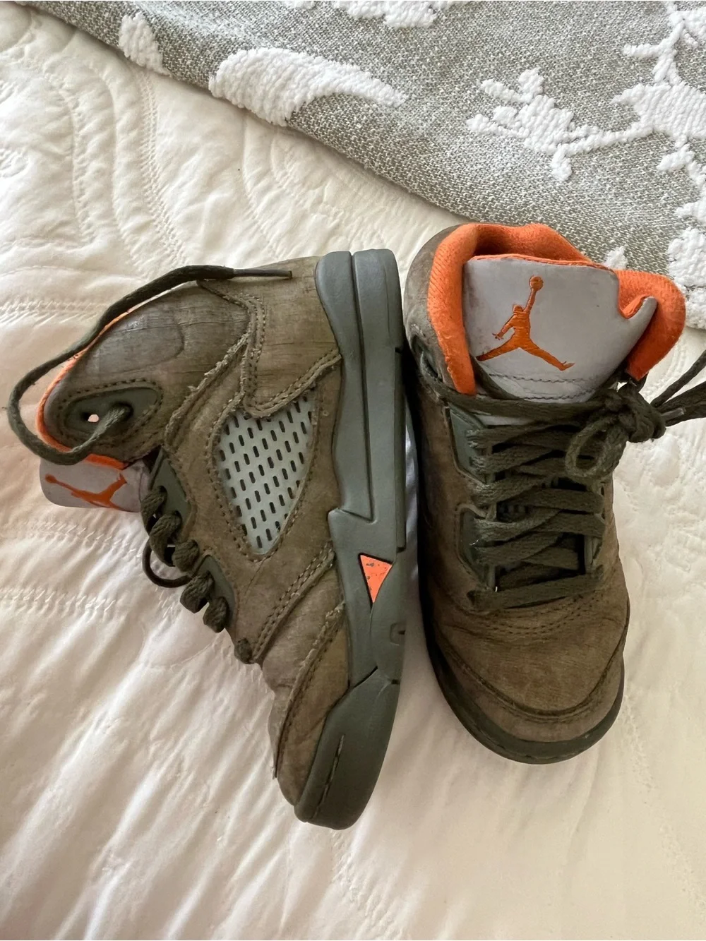 Jordan tongue bright